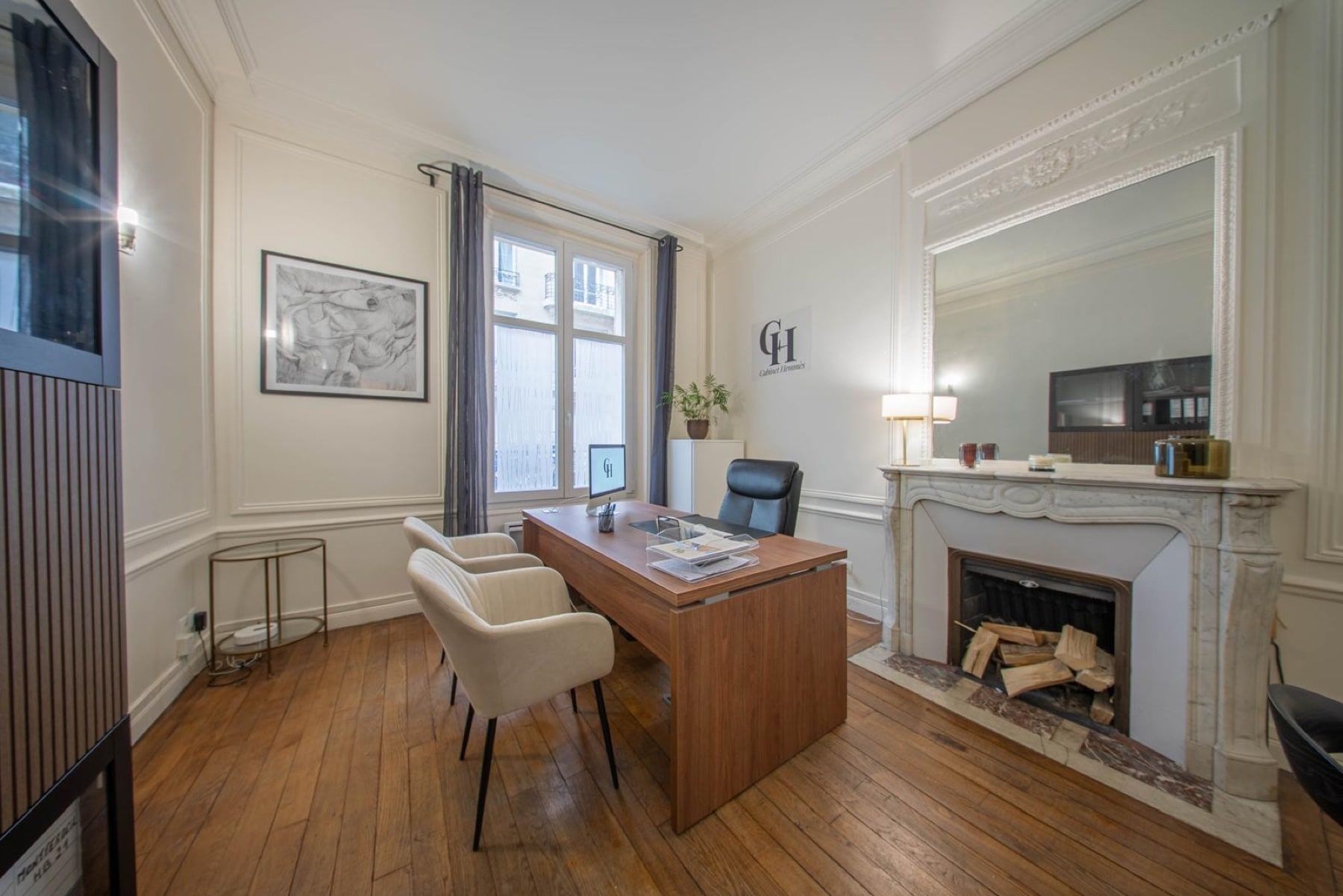 Les bureaux du Cabinet Hemmès, 4 rue de Luynes à Paris